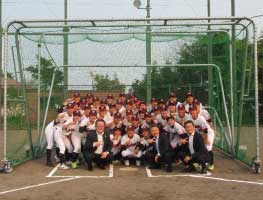 北海道栗山高校（栗山町）女子野球部へのバッティングケージの寄贈
